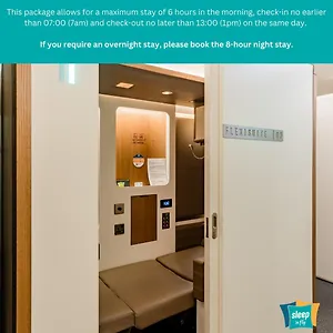 Sleep 'n Fly Sleep Lounge, C-gates Terminal 3 - Transit Only فندق-كبسولة